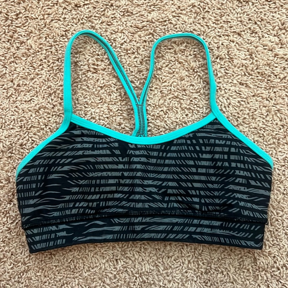 lululemon sports bra